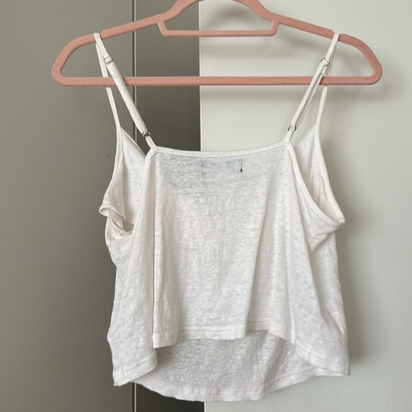 UO Cowl Tank - Picture 3 of 3